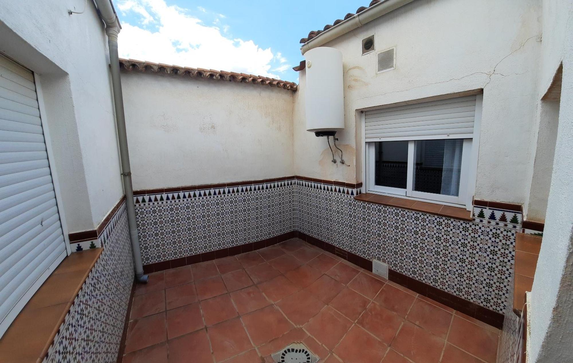 Vila Casa De Enkiu Dudar Exteriér fotografie